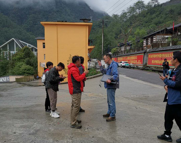 平板电脑实地勾绘